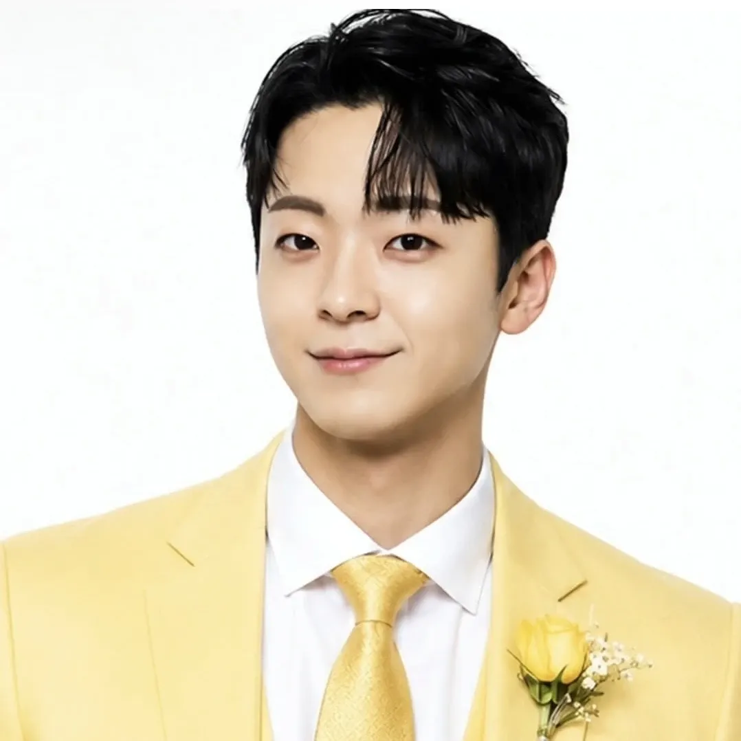 Foto terbaru dari Park Minsu