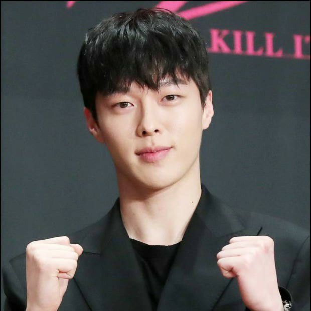 장기용의 비하인드 컷