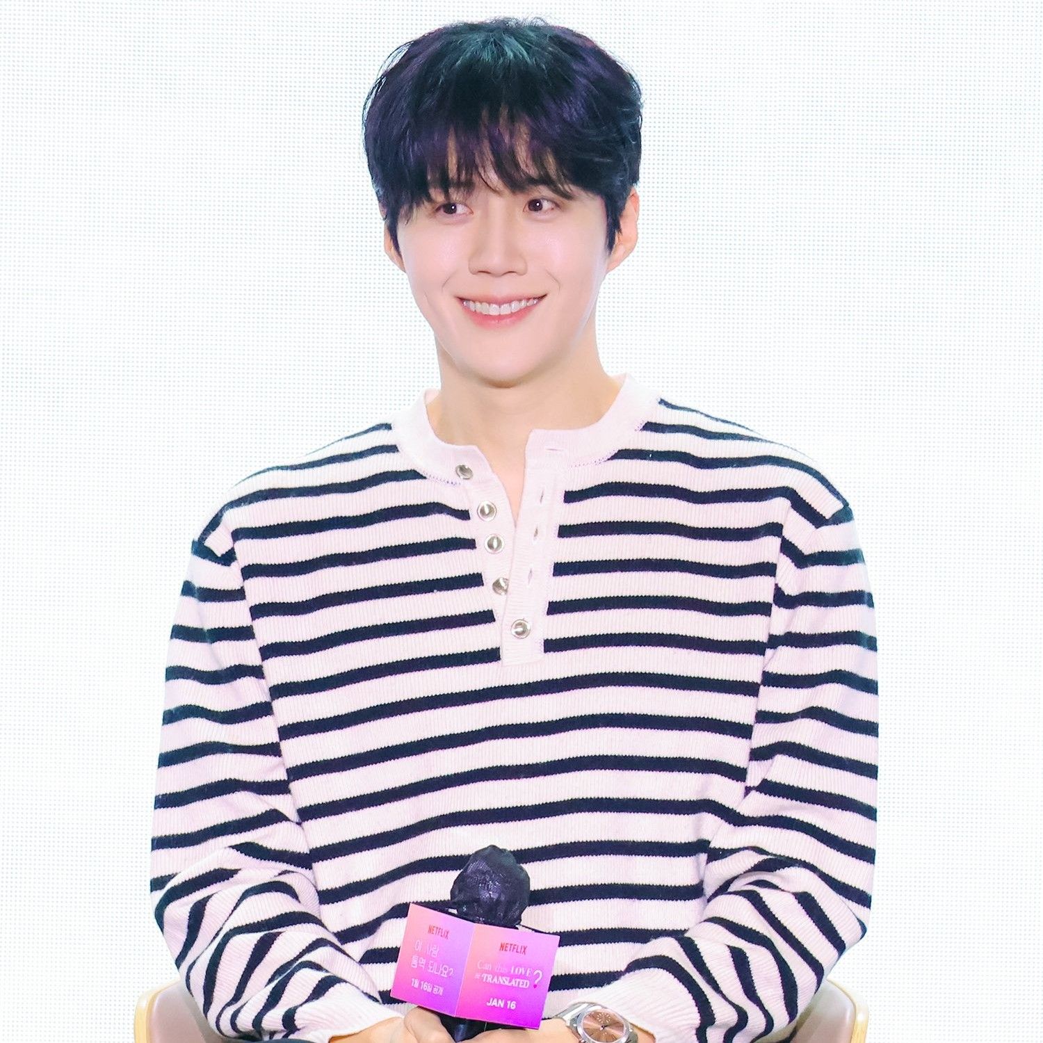 粉丝拍下的金宣虎瞬间