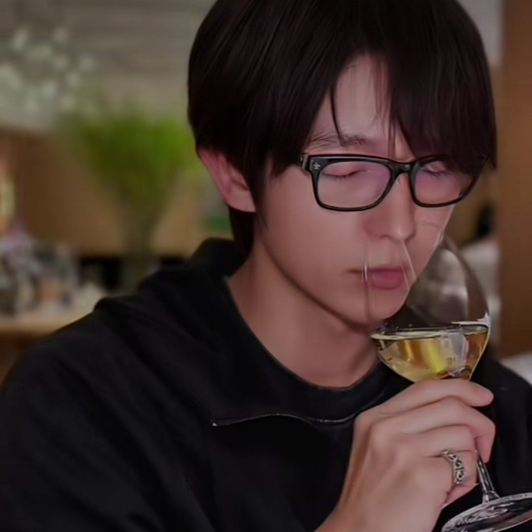 Latest photo of Lee Joongi