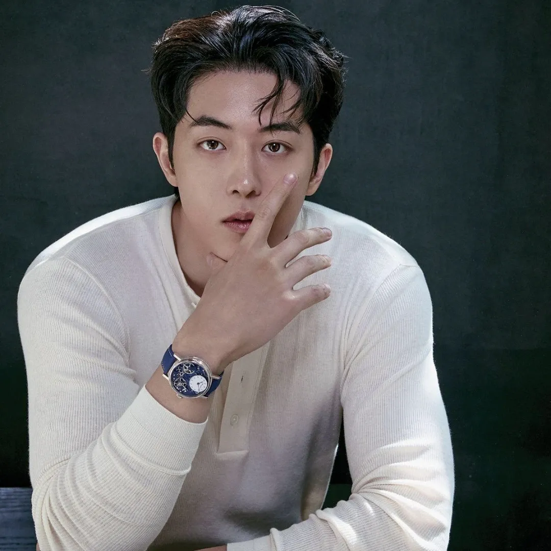 Explosively popular post in Choeaedol Celeb community