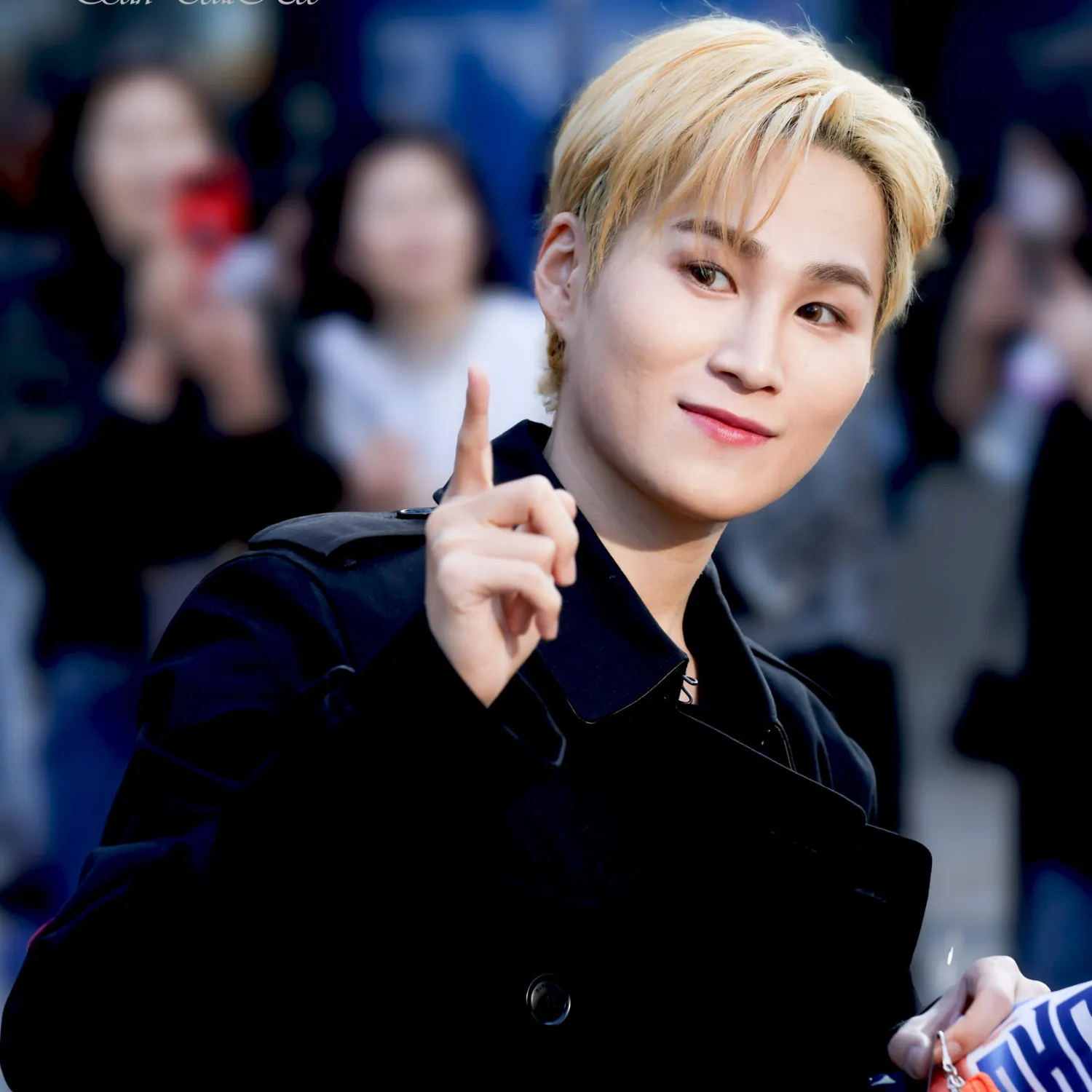 金熙栽的最新照片