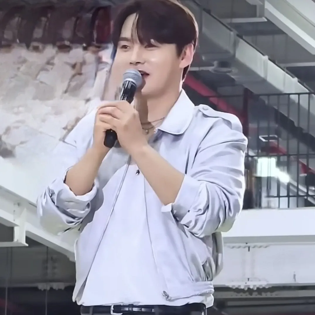 박서진 최근 활동샷