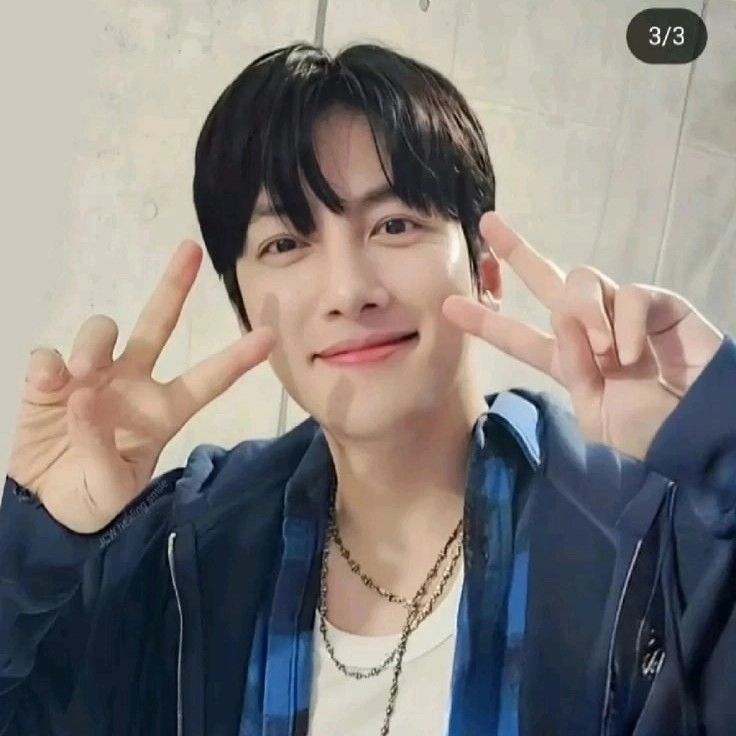 Latest photo of Ji Changwook