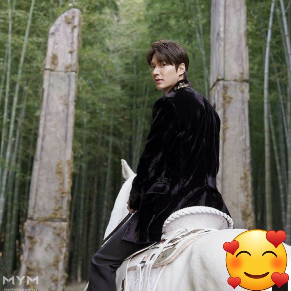 イ・ミンホの最近の活動ショット