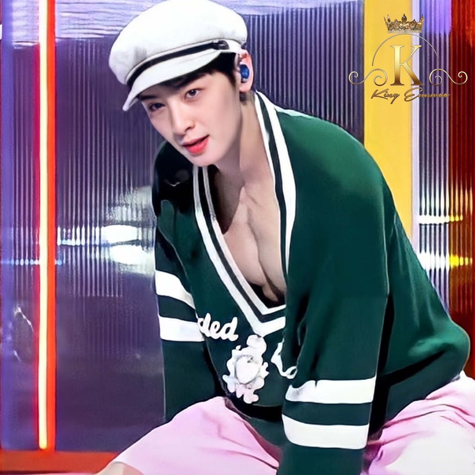 Behind-the-scenes cut of Cha Eunwoo