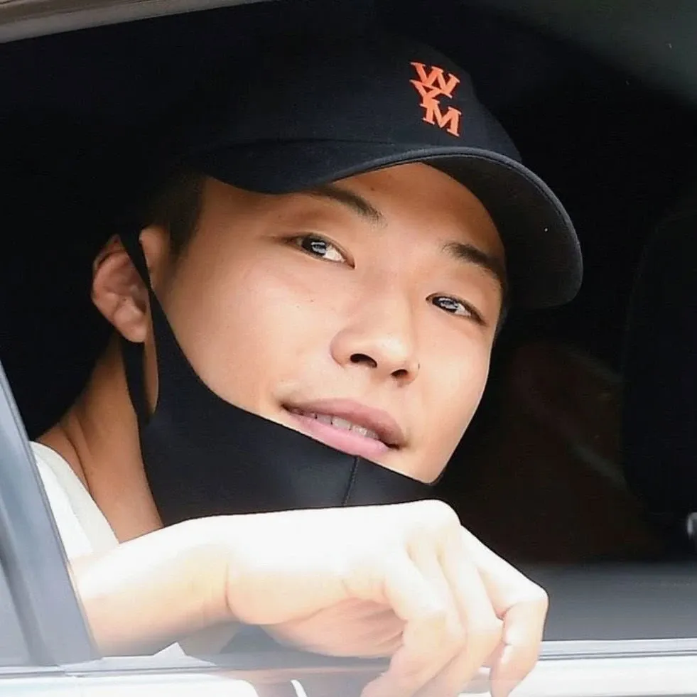 Behind-the-scenes cut of Woo Dohwan