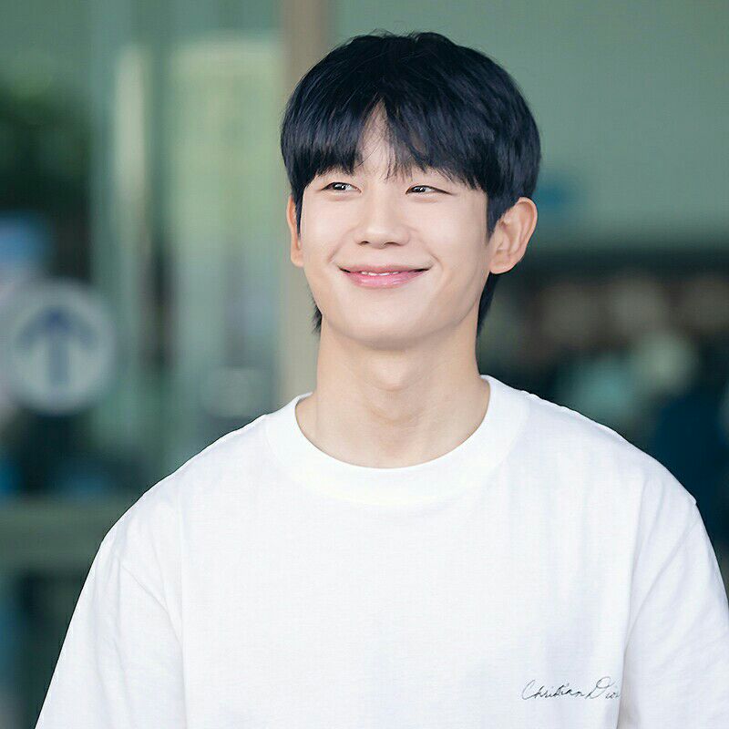 Recent activity shot of Jung Haein