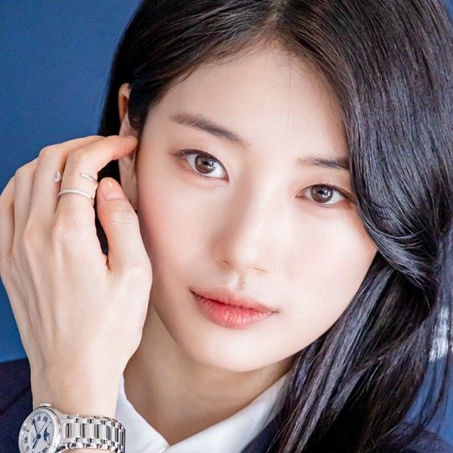 ペ・スジの最新写真