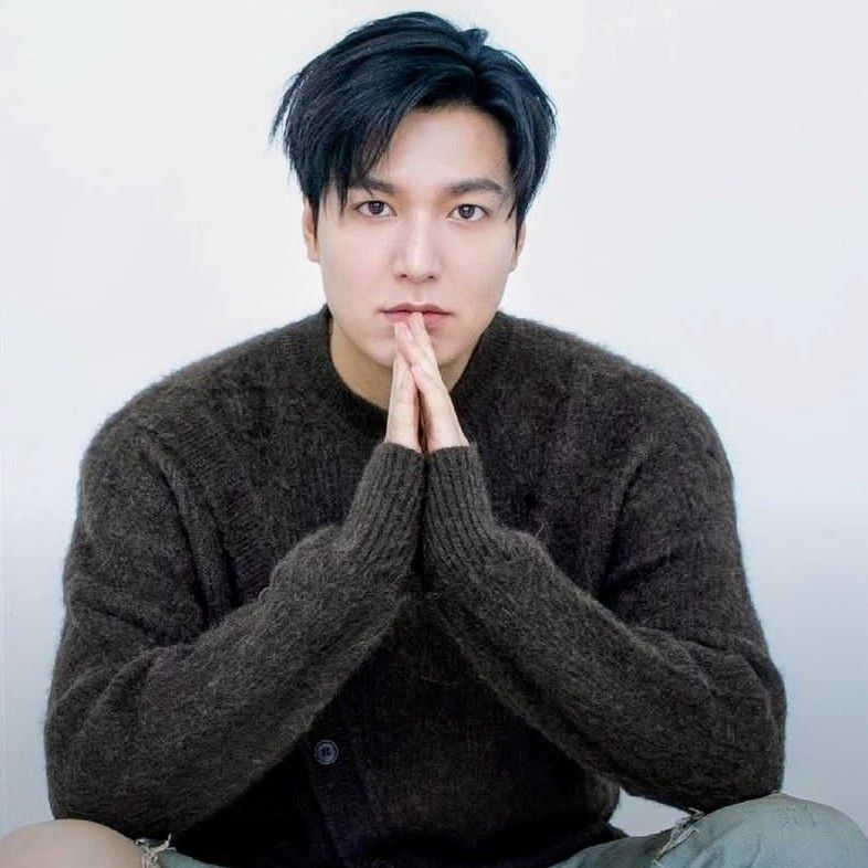 粉絲拍下的李敏鎬瞬間