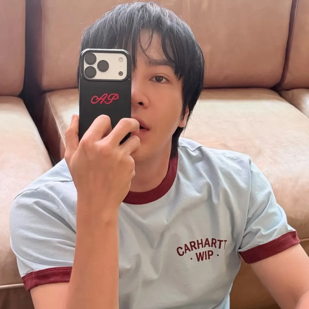 Behind-the-scenes cut of Jang Geunsuk