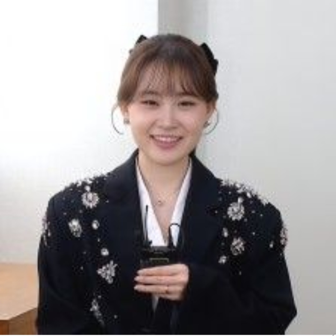 Behind-the-scenes cut of Kim Dahyun