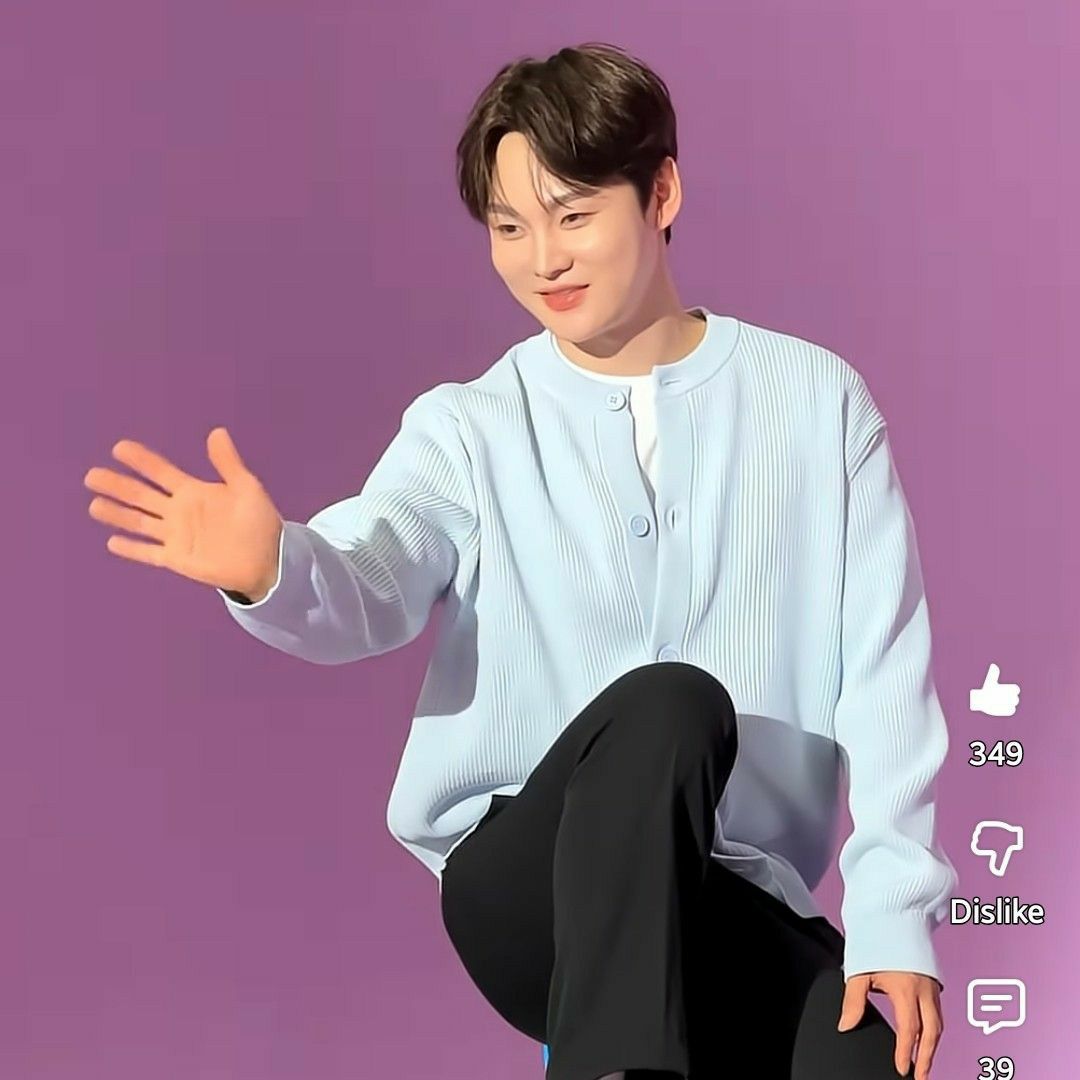 パク・ソジンの最近の活動ショット