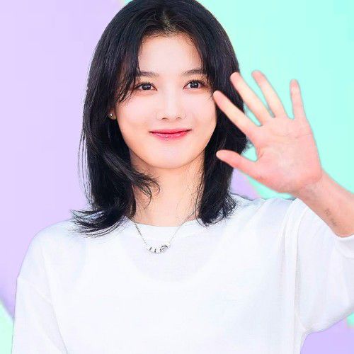 Latest photo of Kim Youjung