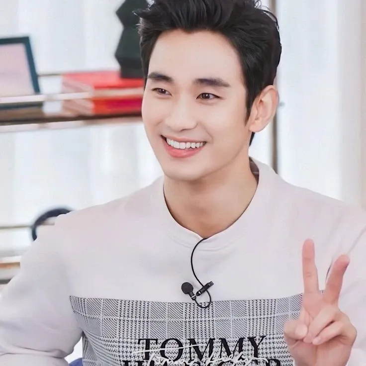 Behind-the-scenes cut of Kim Soohyun