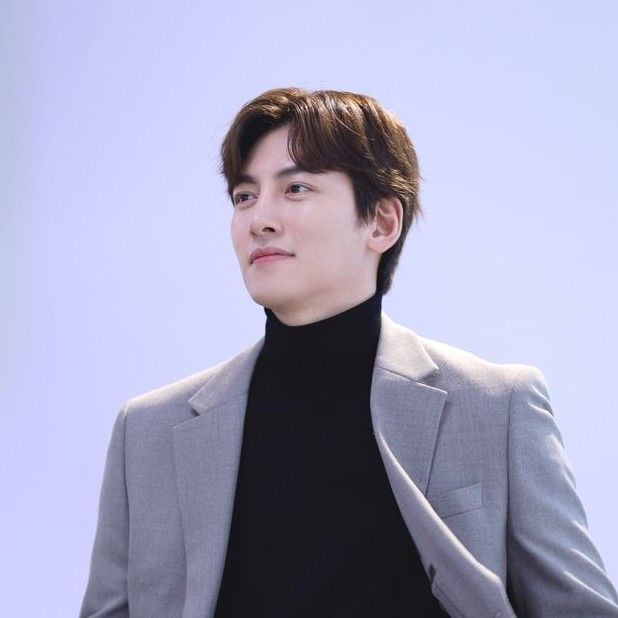 Behind-the-scenes cut of Ji Changwook