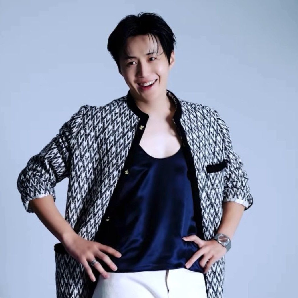 Behind-the-scenes cut of Kim Seonho