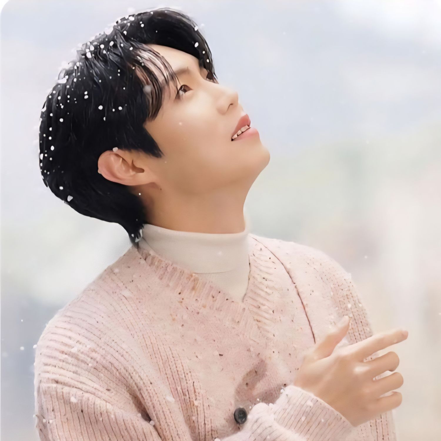 A moment captured by a fan of Son Taejin