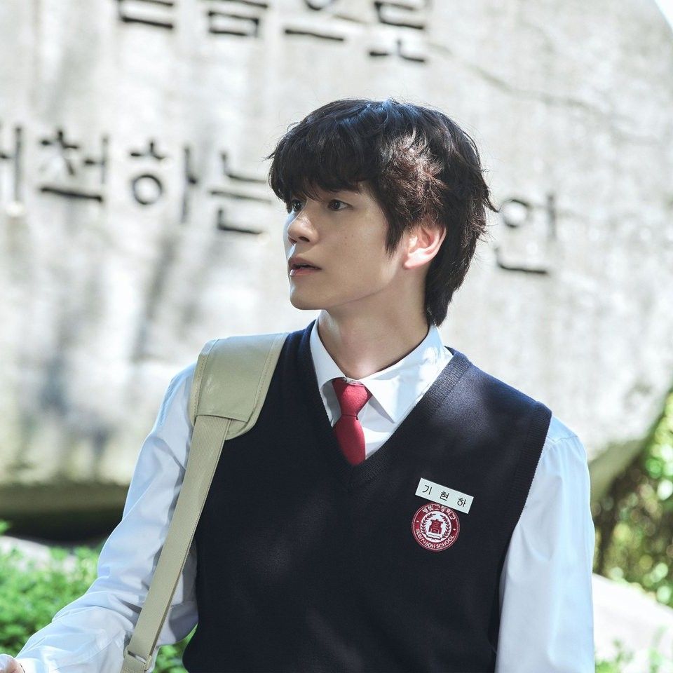 Latest photo of Ong Seongwu