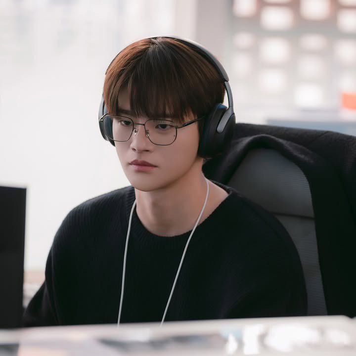 Recent activity shot of Seo Inguk