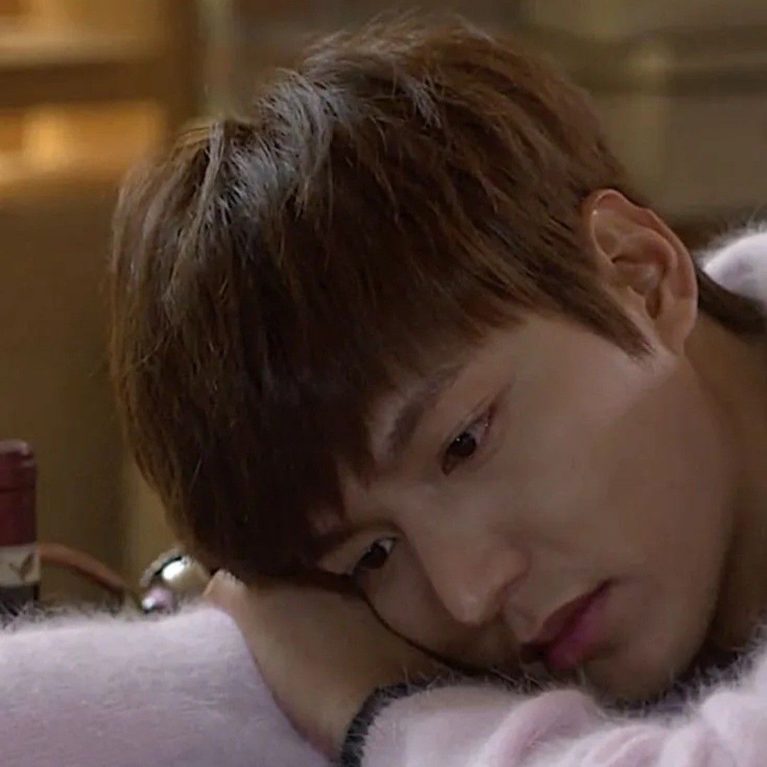 Latest photo of Lee Minho