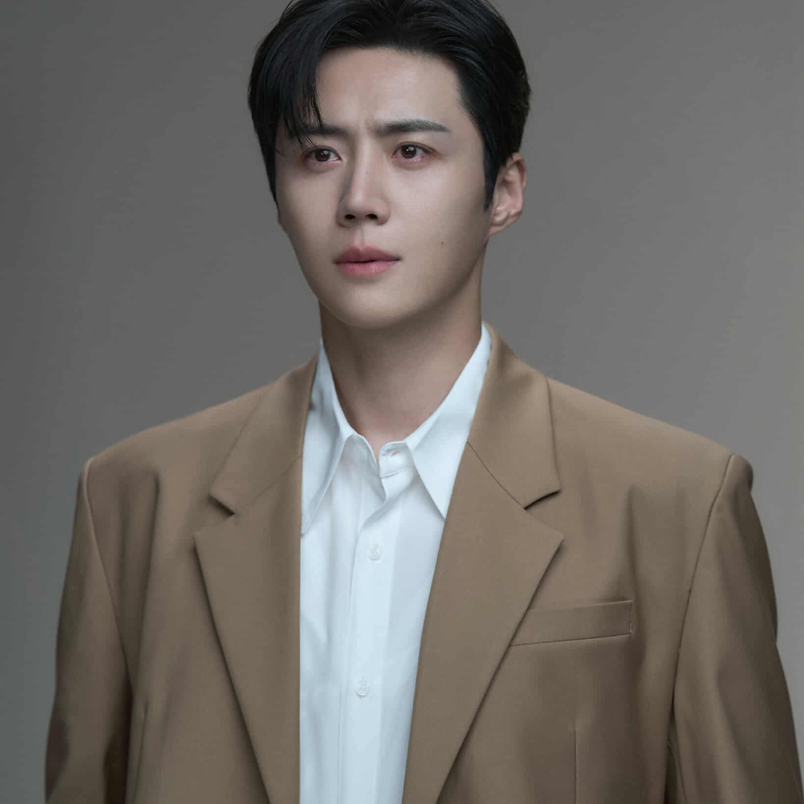 Behind-the-scenes cut of Kim Seonho