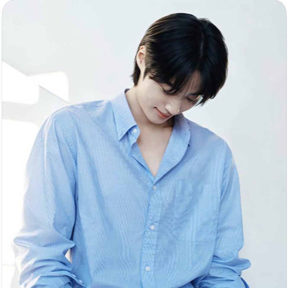 Latest photo of Byeon Wooseok