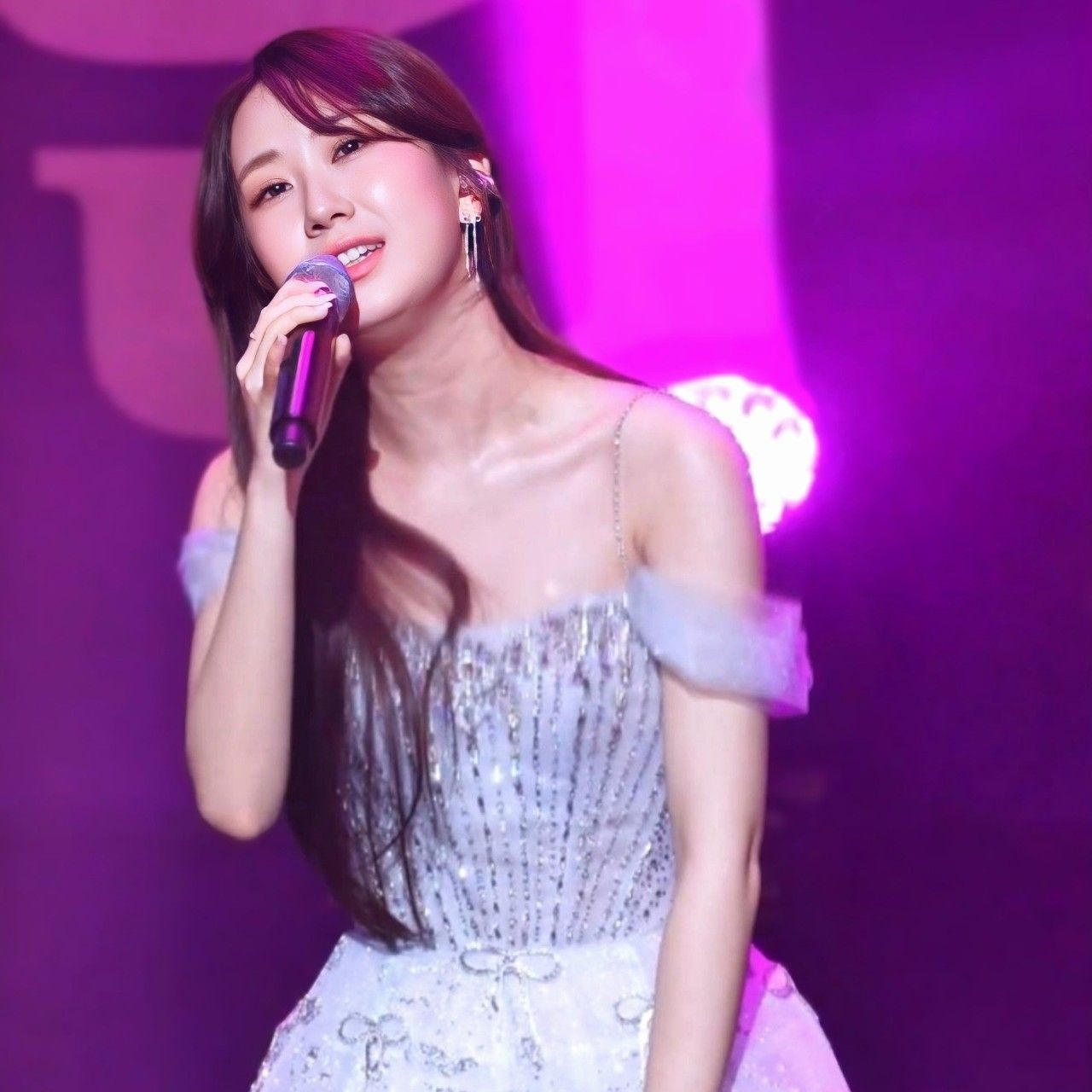 チョン・ユジンの最新写真