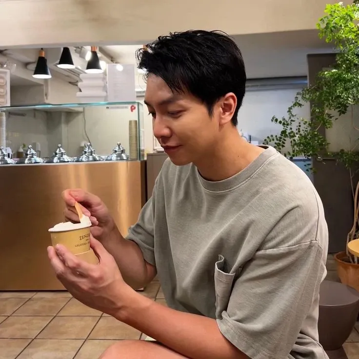 李昇基的近期活動照