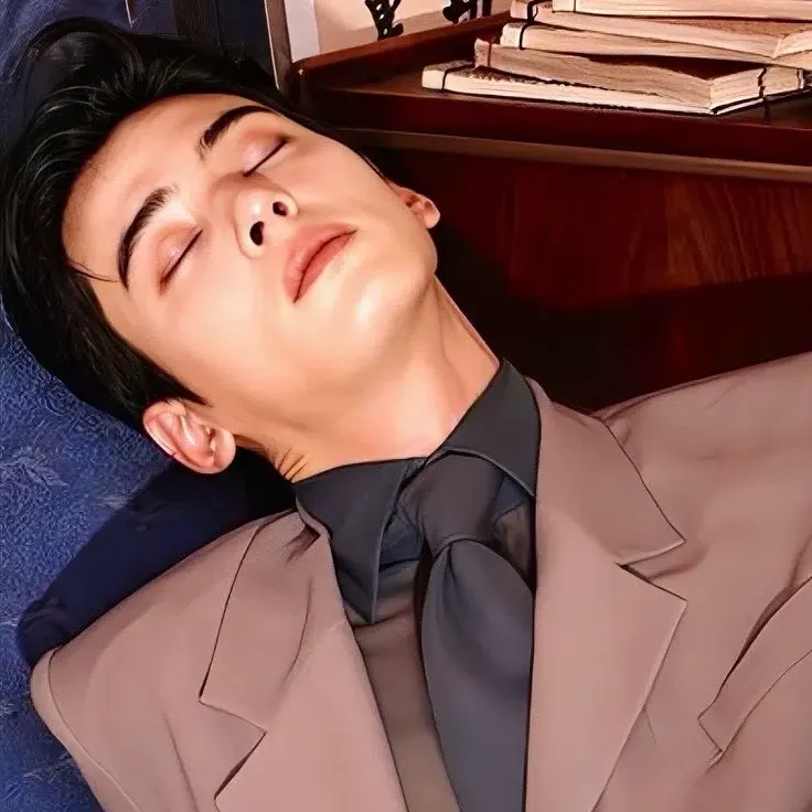 Behind-the-scenes cut of Cha Eunwoo