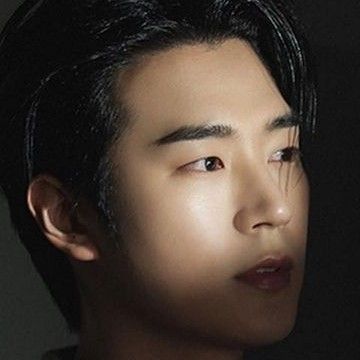 Recent activity shot of Park Seoham