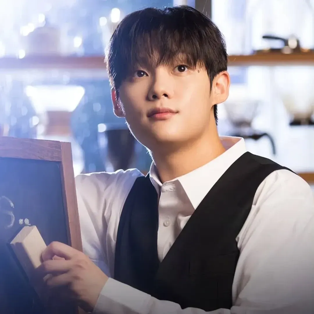 Behind-the-scenes cut of Choi Jaemyeong