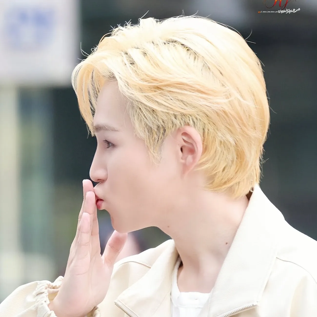 Momen yang diabadikan oleh penggemar Kim Heejae