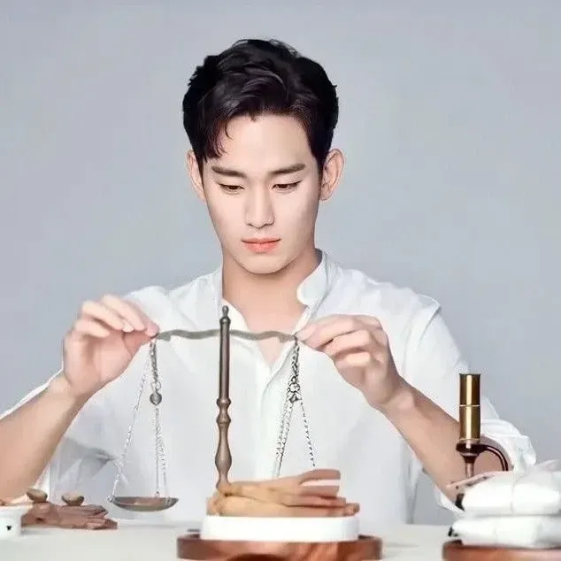 Latest photo of Kim Soohyun
