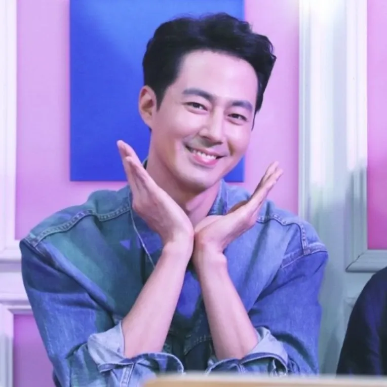 Recent activity shot of Jo Insung