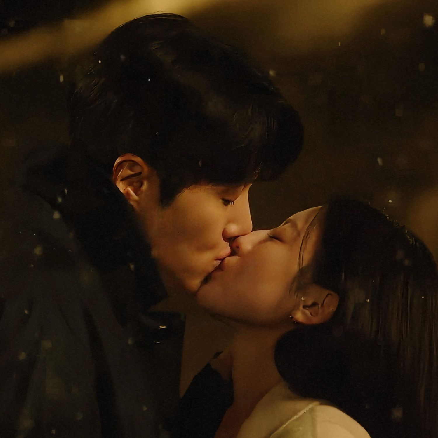 Behind-the-scenes cut of Kim Seonho