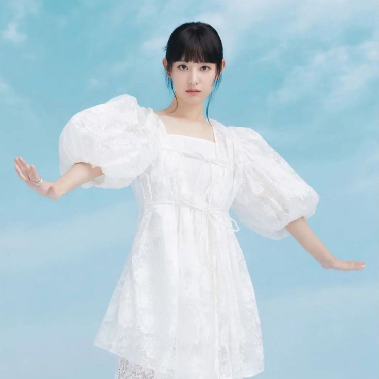 A moment captured by a fan of Kim Jiwon