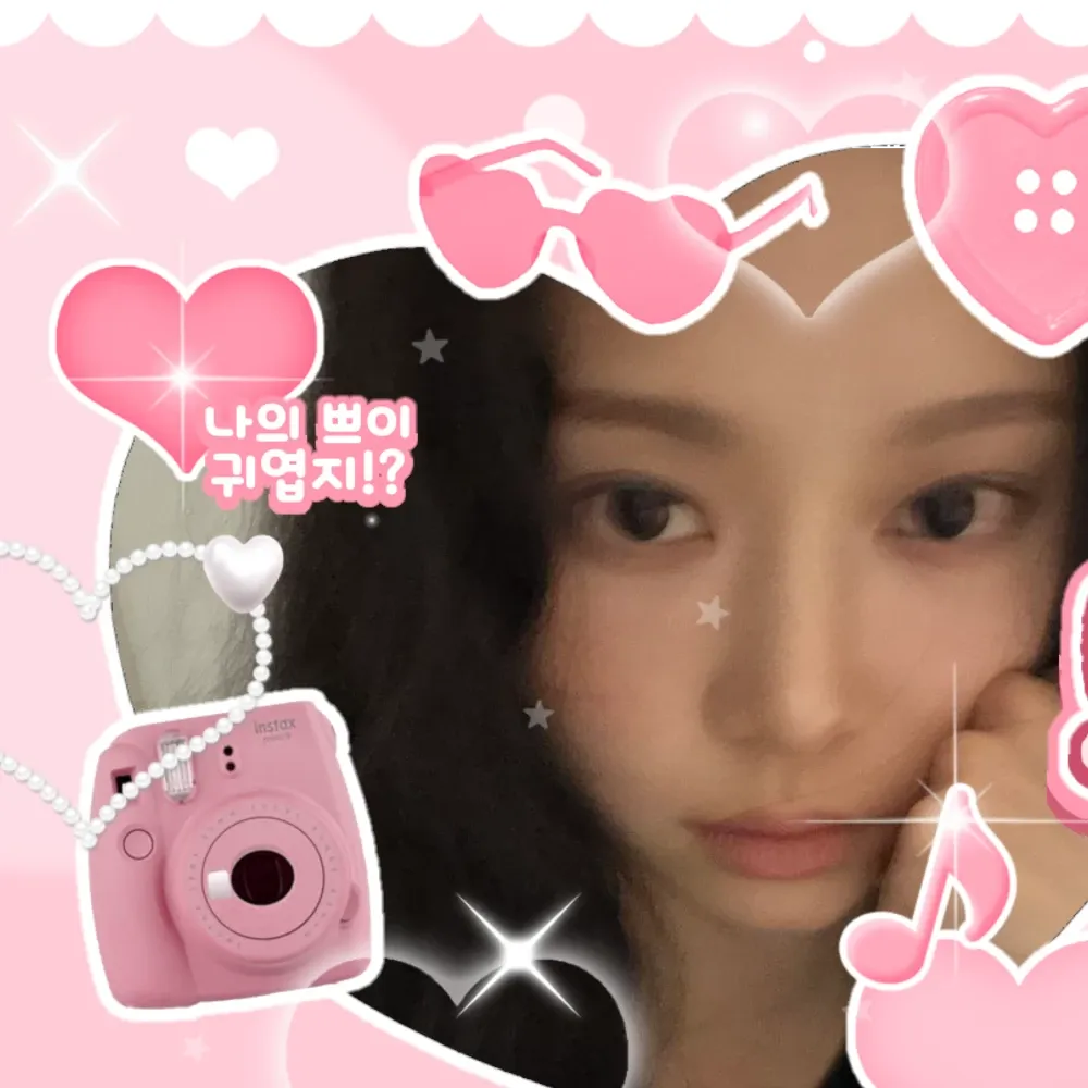 Behind-the-scenes cut of Kim Minju