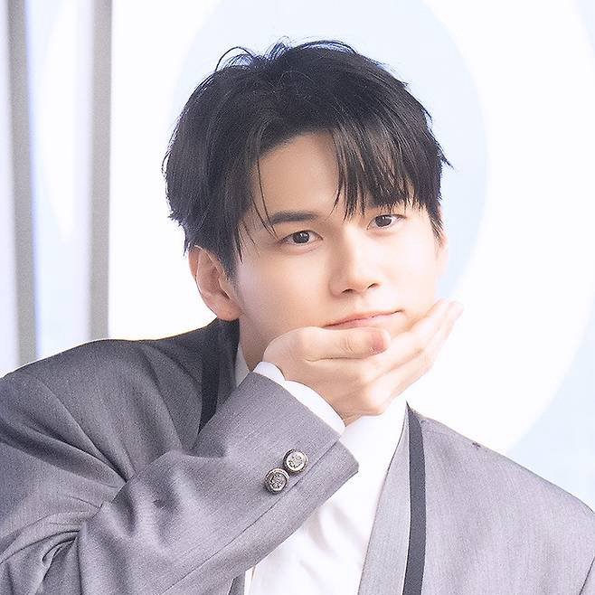Recent activity shot of Ong Seongwu