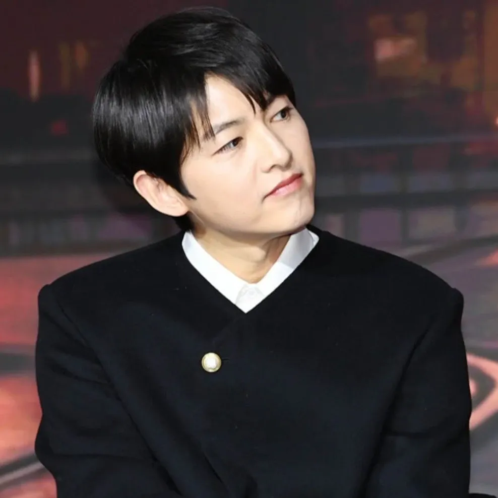 Cuplikan di balik layar dari Song Joongki