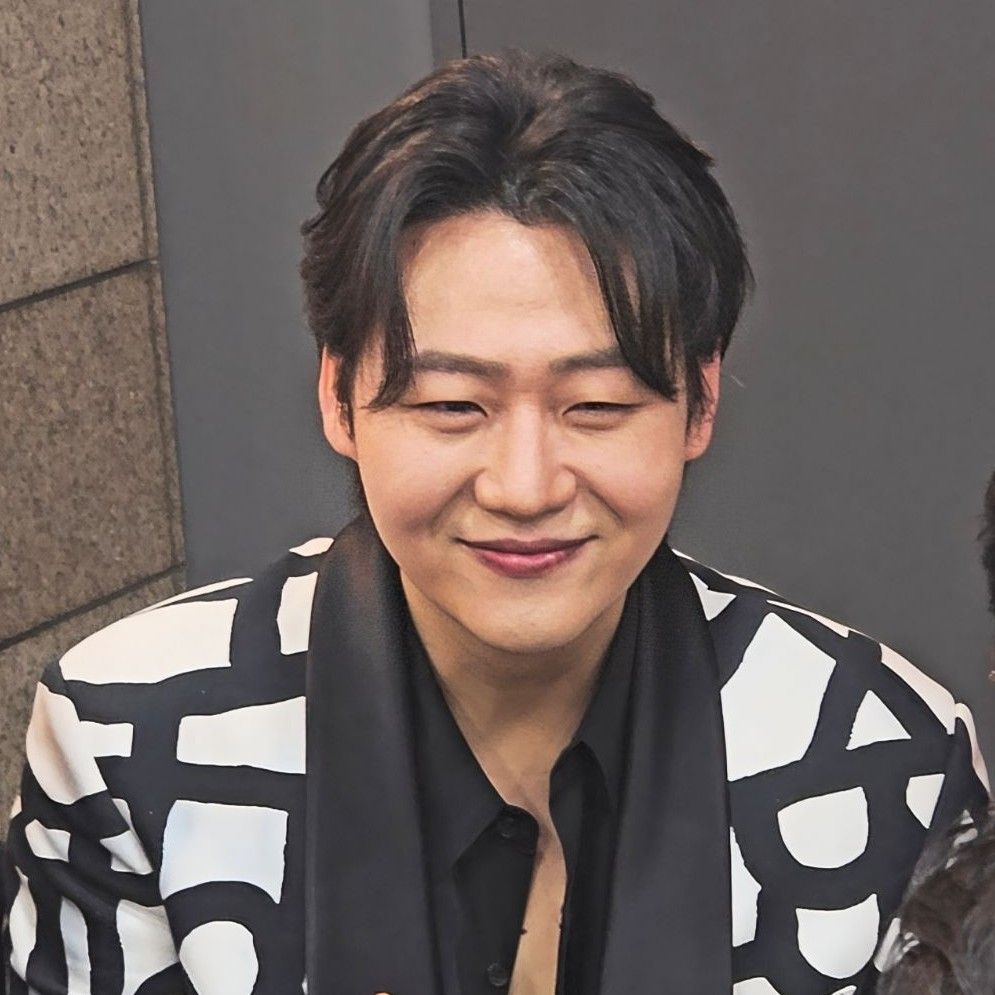 Behind-the-scenes cut of Min Soohyun