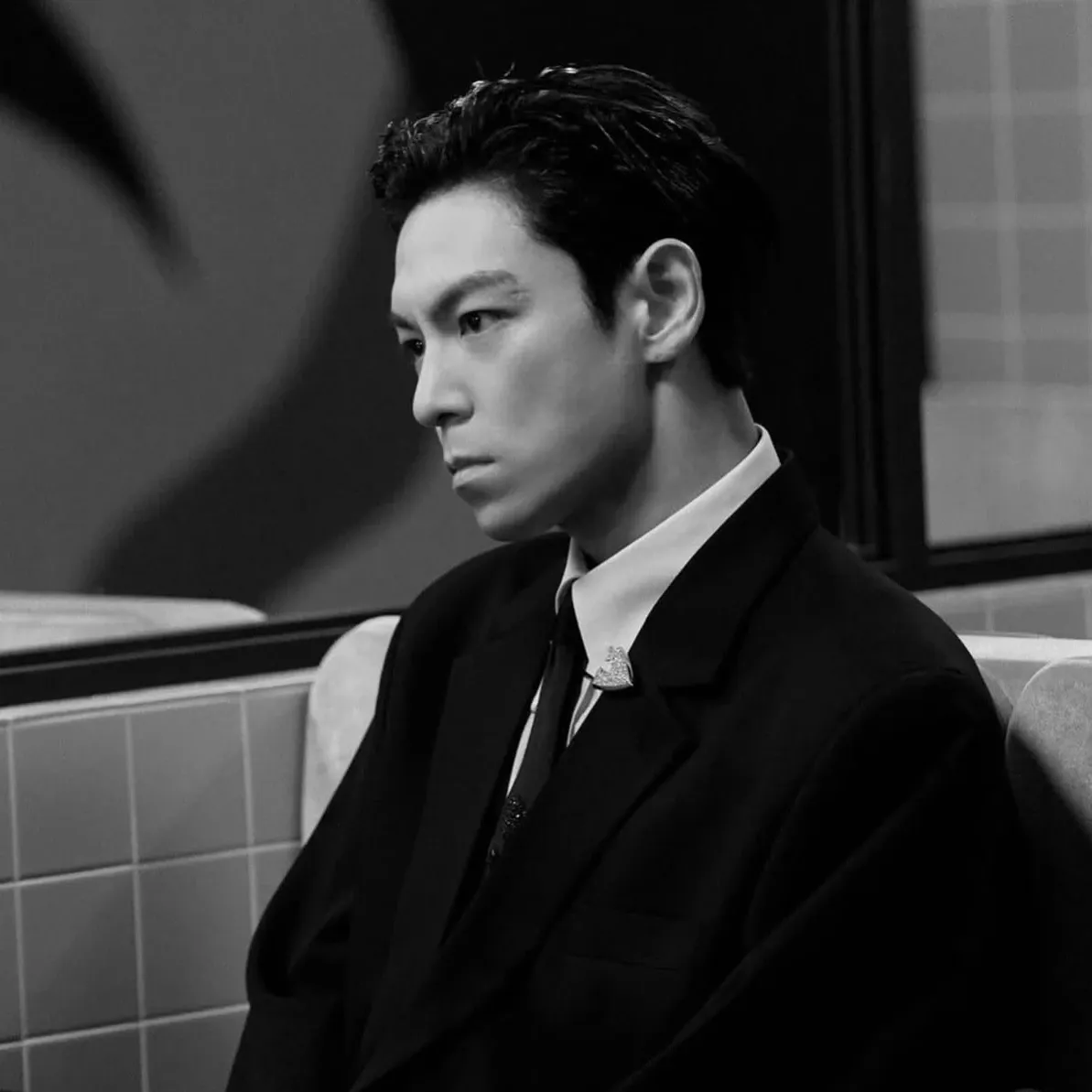 Behind-the-scenes cut of T.O.P