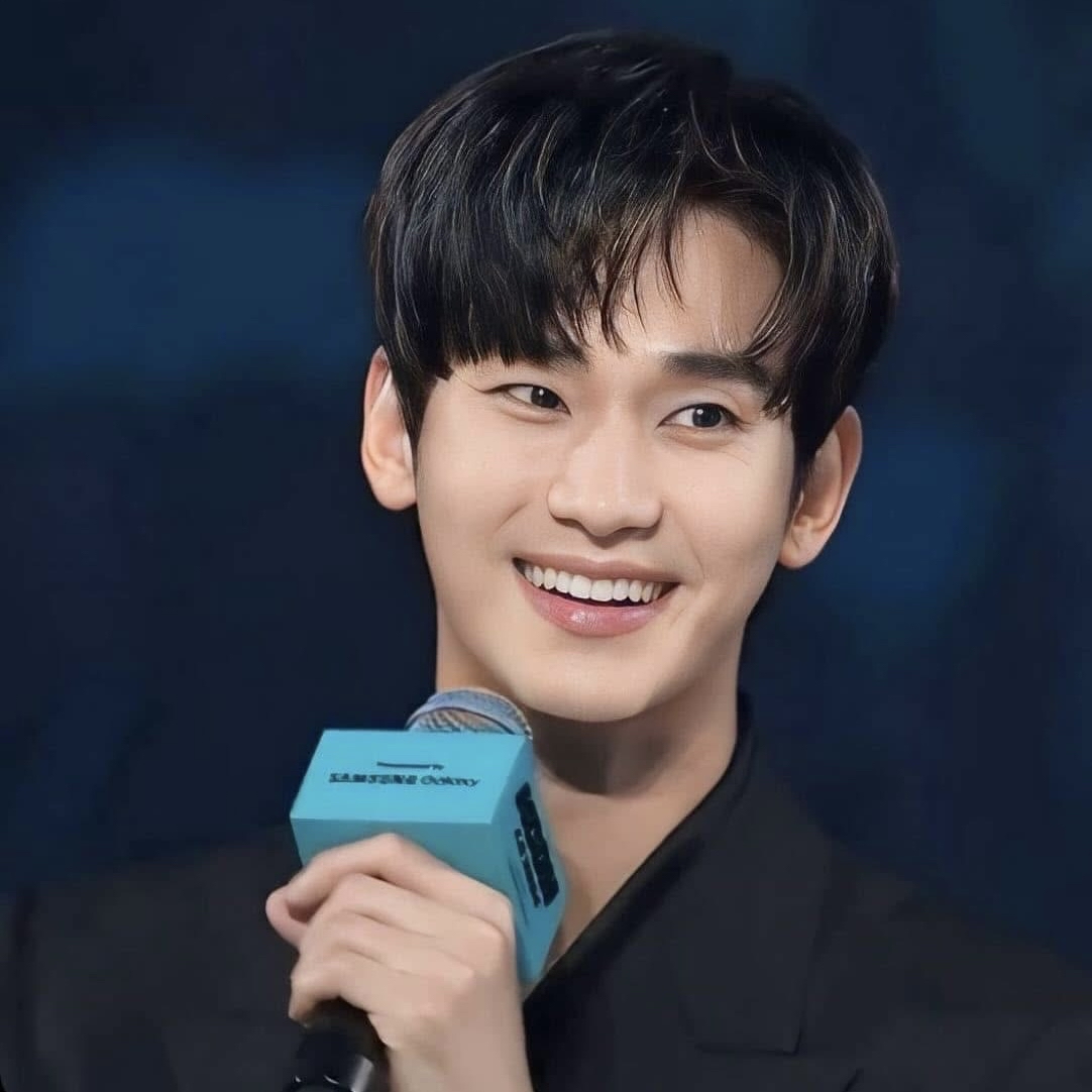 Behind-the-scenes cut of Kim Soohyun
