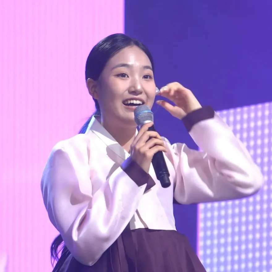 김태연의 비하인드 컷