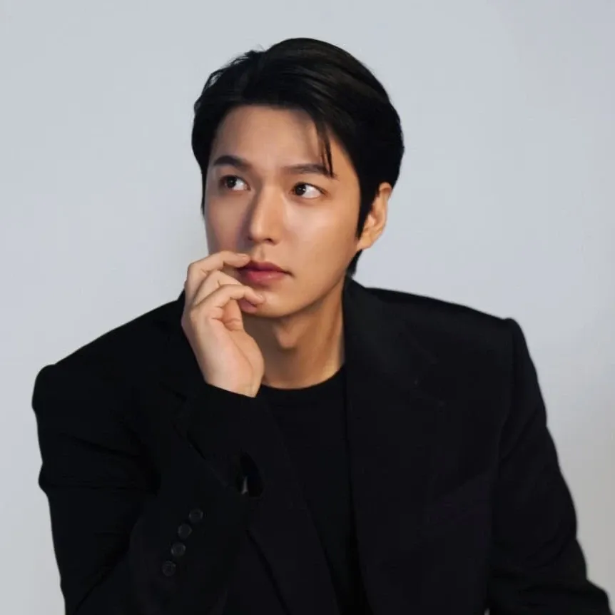 Latest photo of Lee Minho