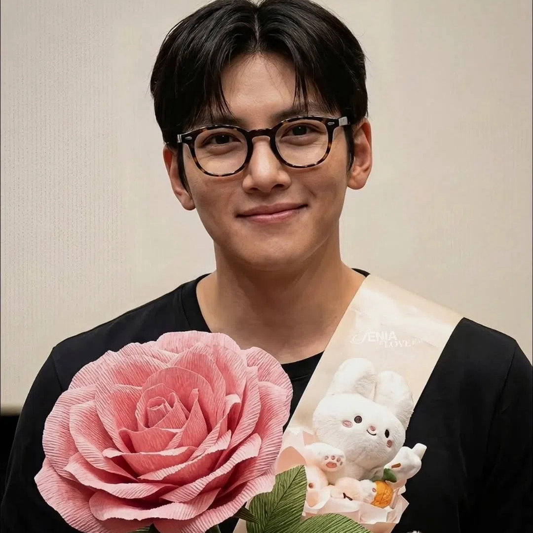 Latest photo of Ji Changwook