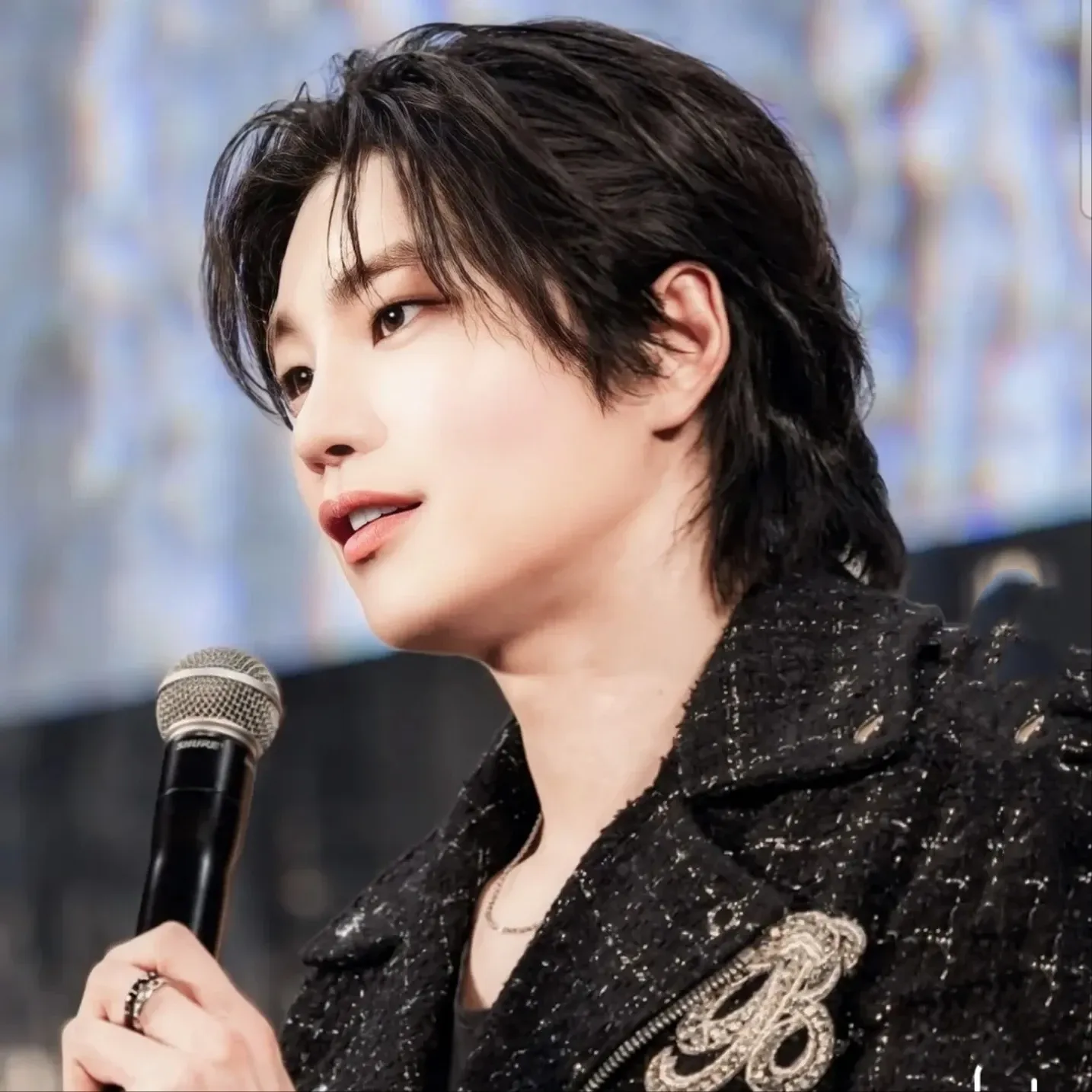 Behind-the-scenes cut of Kim Jaeyoung