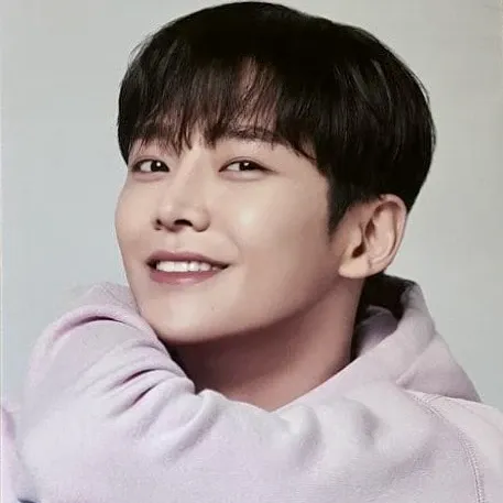 Foto terbaru dari Rowoon