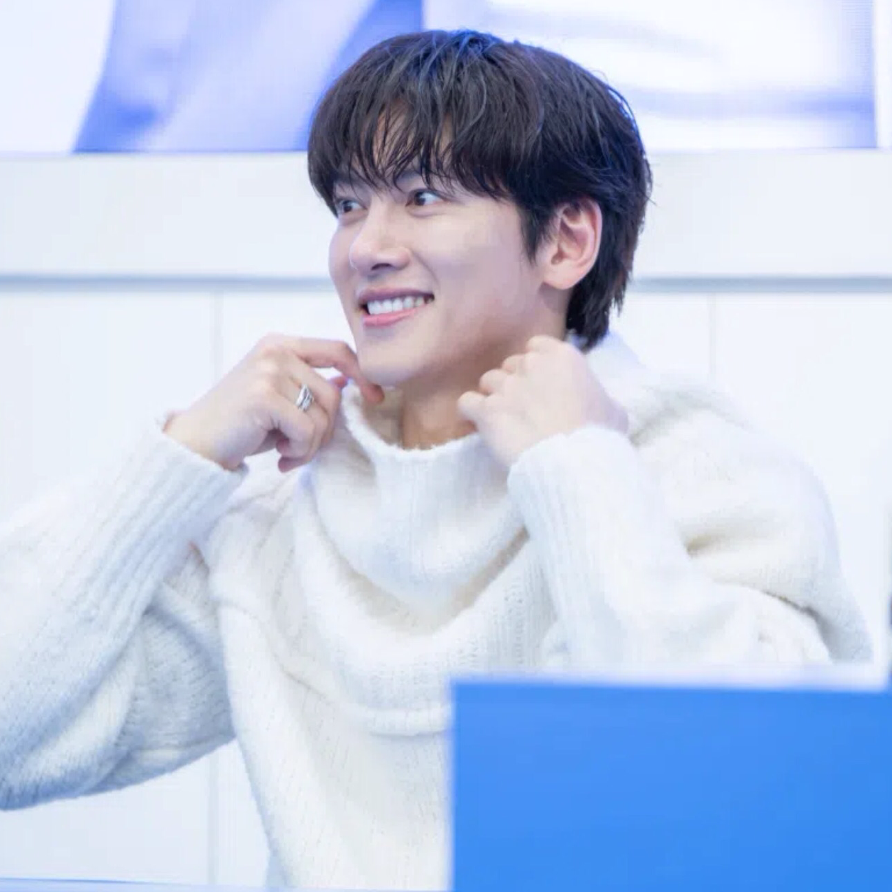 지창욱 최근 활동샷