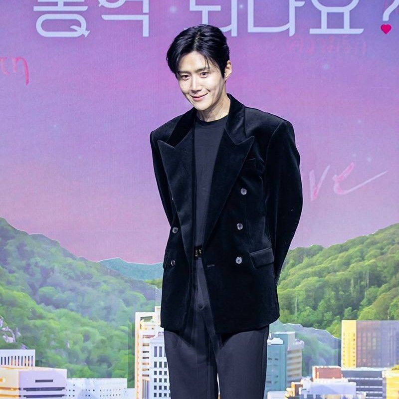 A moment captured by a fan of Kim Seonho